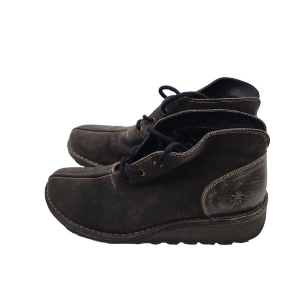 Fly London Mens suede ankle boots size  41 main image 6